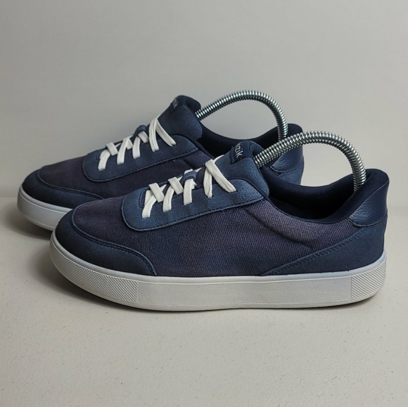 Kizik Prague Women's Size 6.5 Hands Free Slip On Blue White Sneakers Shoes - Picture 2 of 8